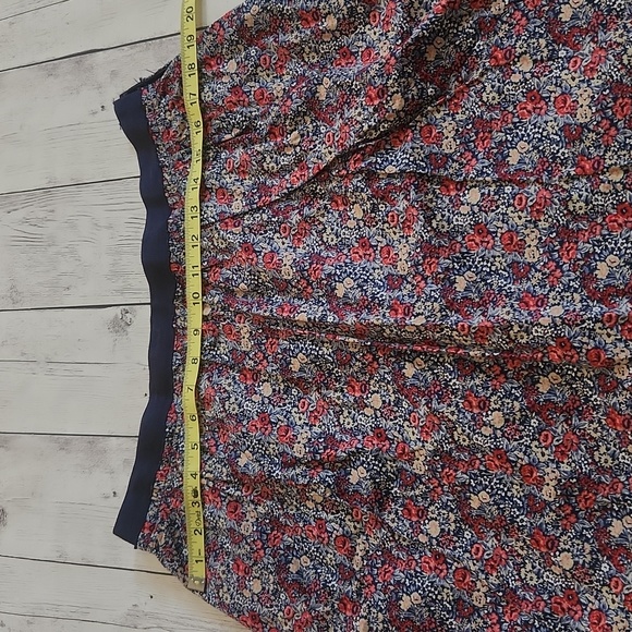 Tommy Hilfiger size 12 Lined Floral Skirt - Picture 8 of 12